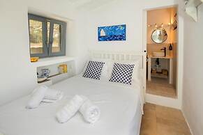 Malethonas Cottage by All About Paxos