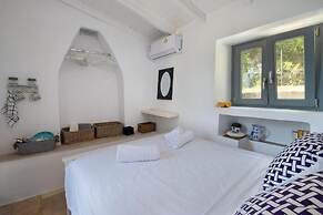 Malethonas Cottage by All About Paxos