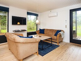 6 Person Holiday Home in Ans By