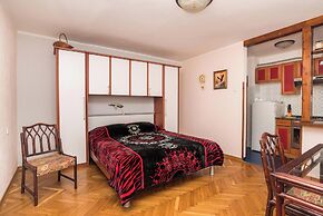 Cozy Holiday Studio in Umag