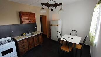 Studio Apartment, Special Winter