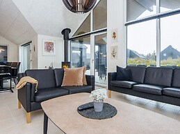 5 Star Holiday Home in Romo