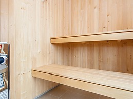5 Star Holiday Home in Romo