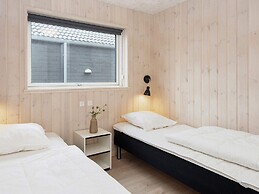 5 Star Holiday Home in Romo