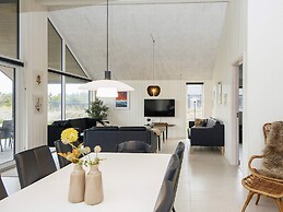 5 Star Holiday Home in Romo