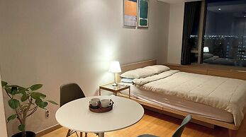 Paradise Walk Residence