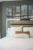 Downtown Toronto Hotel Suites