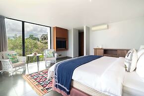 Santos Cliff View