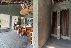 Santos Cliff View