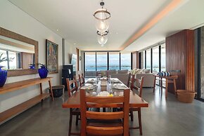 Santos Cliff View