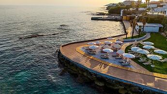 Feniks Priority Hotel
