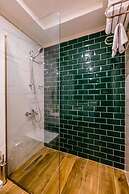 Feniks Priority Hotel