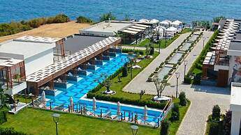 Feniks Priority Hotel