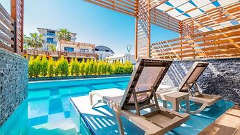 Feniks Priority Hotel