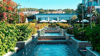Feniks Priority Hotel