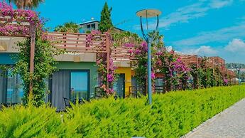 Feniks Priority Hotel
