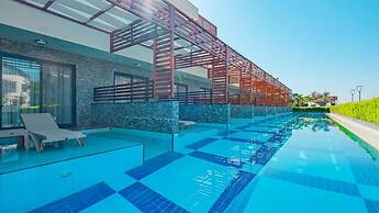 Feniks Priority Hotel