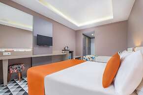 Feniks Priority Hotel