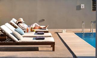 Southside Beach Suites