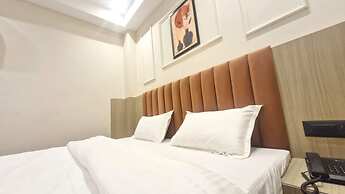 The City Hotel