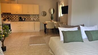 Diamond Suite by Corfuescapes