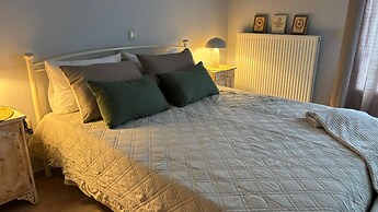 Diamond Suite by Corfuescapes
