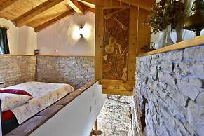 Stone House Only 150m From the sea