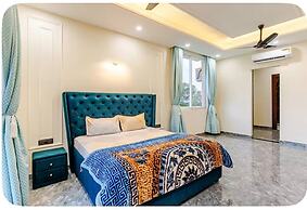 Skynest Farm Stay