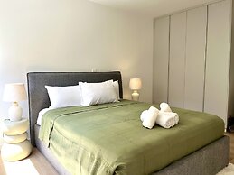 32 Nic- Stay Metropolitan Luxe Apartment