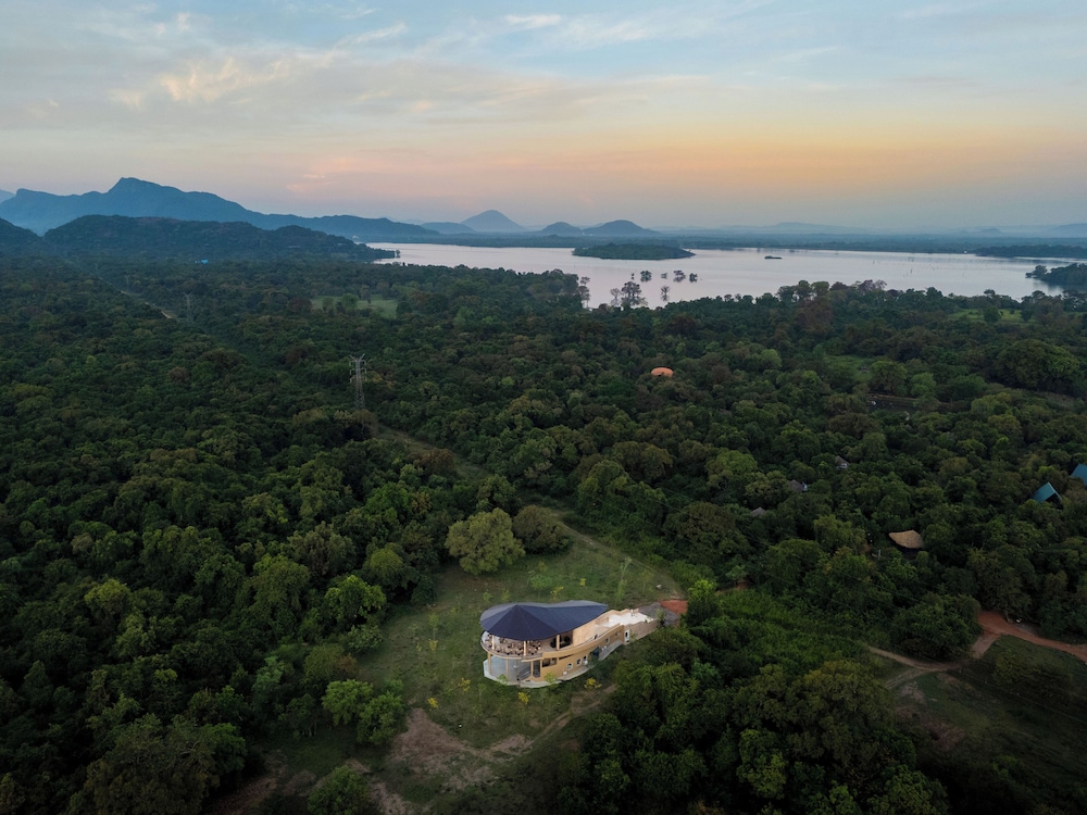 AARA Wild Sigiriya
