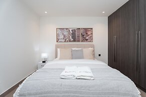 Gala Guests - Elite Residences Suites