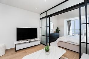 Gala Guests - Elite Residences Suites