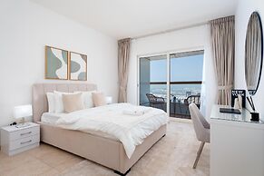 Gala Guests - Elite Residences Suites