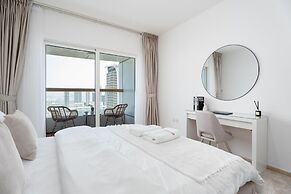 Gala Guests - Elite Residences Suites