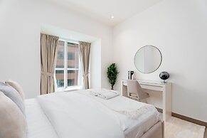 Gala Guests - Elite Residences Suites