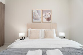 Gala Guests - Elite Residences Suites