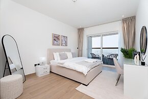 Gala Guests - Elite Residences Suites