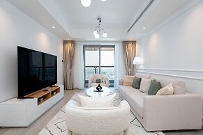 Gala Guests - Princess Tower Suites