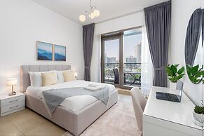 Gala Guests - Sparkle Tower Residences
