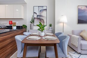 Gala Guests - Sparkle Tower Residences