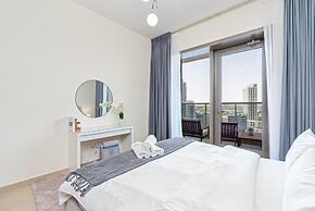 Gala Guests - Sparkle Tower Residences