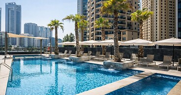 Gala Guests - Sparkle Tower Residences