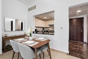 Gala Guests - Sparkle Tower Residences