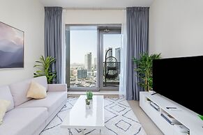 Gala Guests - Sparkle Tower Residences