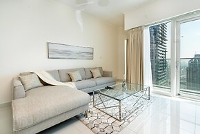 Gala Guests - Damac Heights Collection