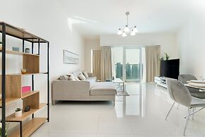Gala Guests - Damac Heights Collection