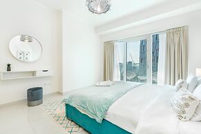 Gala Guests - Damac Heights Collection