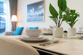 Gala Guests - Damac Heights Collection