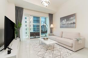Gala Guests - Damac Heights Collection