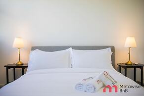 Metawise 2BR Apt Steps to Brighton-le-sands Beach